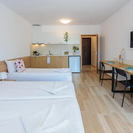 Flora Sarafovo Apartment Burgas