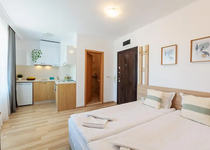 شقة Flora Sarafovo